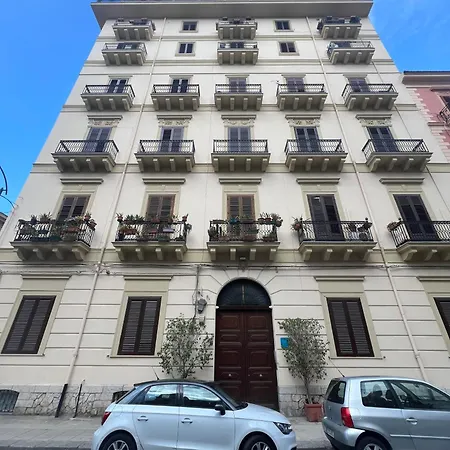 Politeama Charming Apartment-2